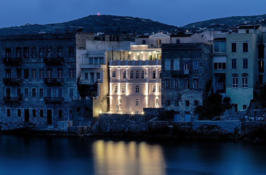 Apollonion Palace エルムポリ エクステリア 写真